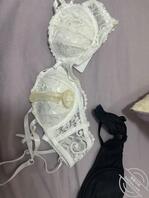 潜入女友合租舍友卧室，发现骚逼内衣裤，加用过的避孕套，真刺激，同好交流，0