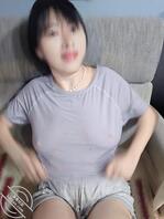 分享骚母狗的奶子1