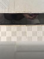 偷拍女大上厕所 光线不好不清楚同好交流一下2