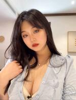 淫荡反差欠操的骚母狗0