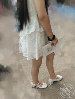 跟拍骚货女学生美腿（露脸）1