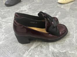 还是小皮鞋好玩一点0