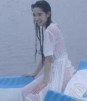 全身湿透了才发现没穿…1