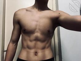 郑州男大体育生2