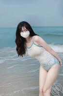 母狗小希的性感泳衣，说说想怎么玩骚逼