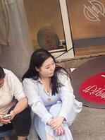 偷拍大奶骚货，唐山有伪娘吗，想体验一下