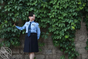 第一次乱伦体验是和老妈的表妹,离异的女警花小姨变成情人了1