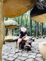 天气太热了，带上老婆爬山露出，你们知道这是哪里吗？下次约起一起。1