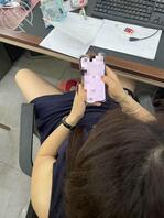 办公室偷拍，兄弟们我回来了，骚逼最近请假有事了，不知道是不是去挨操了2