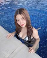 看来我以后只能中午出现，不然你早晚都要喜欢上我0