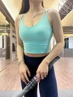 丈夫常年出差  一个人在家寂寞无聊 0