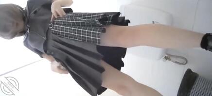 （已成年）小姐姐嘘嘘，站着擦逼2