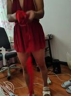 （32）今天的主题是让老妈换上红色套装，内射妈妈后流到了我的腿上0