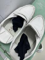 偷偷溜进护士值班室打胶保养护士鞋0