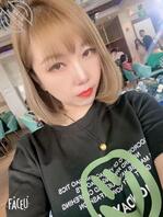 我老婆怎么样，漂亮吗，今年42岁了。0