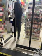 54 家里套套用完了，带妹妹去买东西的时候妹妹直接就买了。感觉好羞涩！！