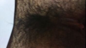 偷草隔壁少妇粉洞大开