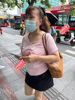 【可乐原创街拍】其实我喜欢这样的熟妇，肉肉的好舒服～&zwj;?