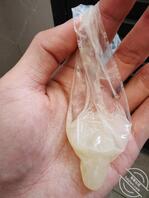 (原创)：干妈被操完总说我射得好多，今天打个飞机看看，确实好多的样子