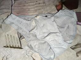 绿母任务之保养母亲的内裤