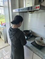 【操逼vlog 8】操姐姐前给我口交,好几天没洗的鸡吧把姐姐给恶心住了2