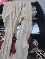 (真实偷拍)偷溜大姨姐房间看到了豹纹内衣2