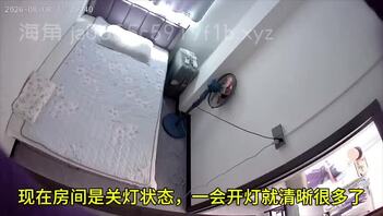 【原创视频】隐蔽居家摄像头下操洗脸老师全过程，差点被她发现