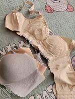 拿我骚货妈妈内衣裤打飞机，穿她穿过的开档丝袜1