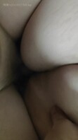 老婆说想看大家的评论和夫妻做爱视频 说有机会一起视频做爱指导，肥逼水多。