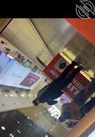 偷拍牛仔裤美女，这臀绝了1