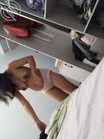 贵在真实换衣服上班，上传一次消耗不少精力，没人评论点赞发出来真是自讨没趣