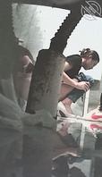 先发一些图片偷拍美女全景尿尿给大家看看后续就慢慢发视频0