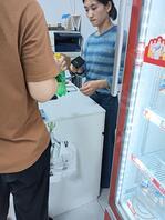 超市老板娘，我觉得挺好看的，你们觉得呢？2