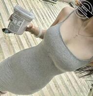 这周的OOTD穿第一个去见外国客户合适吗？