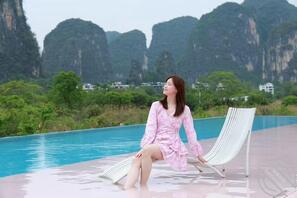 28岁皮肤科女医生1