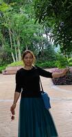 后妈黄小容主动掰开给我看求我满足滋润她我不敢干可是我这个黄妈妈真骚真欠操