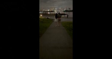 「原创2」带女儿和她同学去放烟花