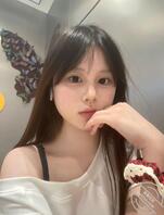 妹妹终于放暑假了 找了个机会和妹妹去旅游 看看有没有机会拿下。0