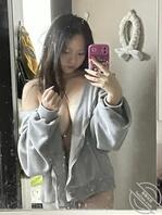 母狗学妹的奶子又大又软，世间珍品1