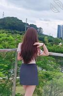 骚逼母狗妹妹，希望她变成人人可以操的肉便器。2