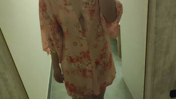 上海这波疫情的让自己真的太累了，在家过的太压抑！真的好想放纵自己一回