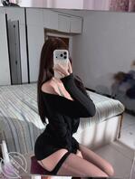 曝光反差女大汪君榕天天发自己骚照1
