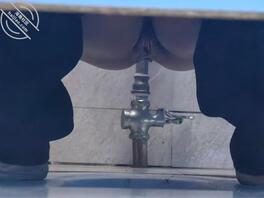 厕所拍b合集，都是女大，把你们厕拍的女大女高也发在评论区吧，交流吧2