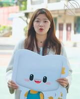 新东方骚逼老师王可可，好想和她做爱，兄弟们一起交流交流2