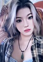 朋友圈的骚货，求射屏返图，射满她2