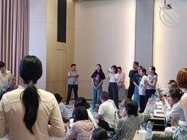 学习现场美女挺多0