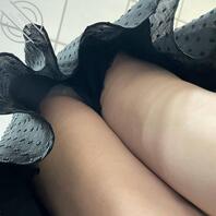 办公室抄底人妻少妇黑内内2