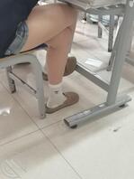 肥臀玉足白袜子，同好可以在评论区交流一下，