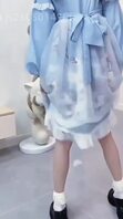 侄女穿着自己最喜欢的小裙子漏尿发骚