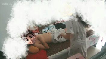 隐藏拍摄萝莉女儿，父女亲密接触初体验视频贴（女儿已成年）